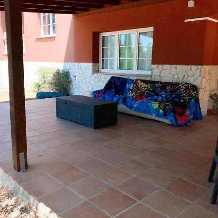 With 3 Bedrooms In With Wonderful Mountain View Private Pool Enclosed Garden 6 Km From The Beach فيلة خيرونا