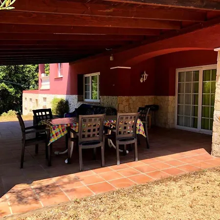 With 3 Bedrooms In With Wonderful Mountain View Private Pool Enclosed Garden 6 Km From The Beach Villa
