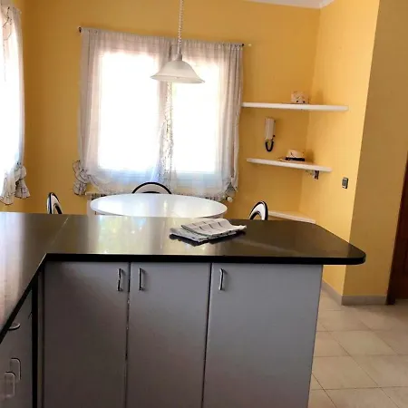 Villa With 3 Bedrooms In With Wonderful Mountain View Private Pool Enclosed Garden 6 Km From The Beach *